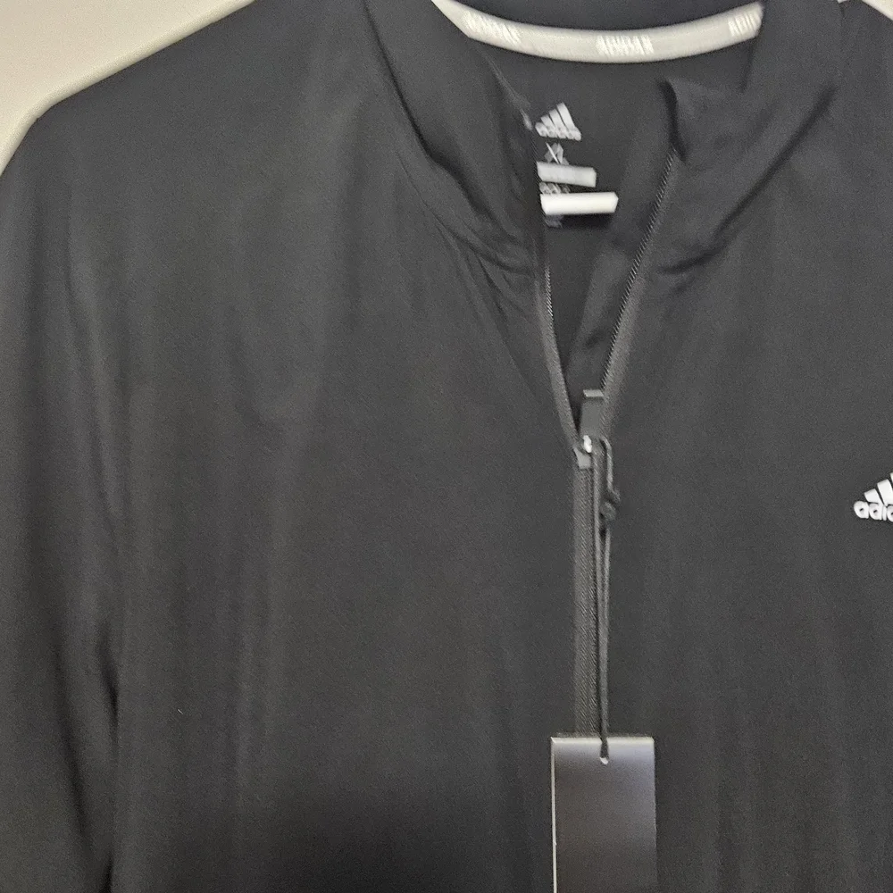 NWT Adidas Woman's Black Windbraker  Jacket Size XL